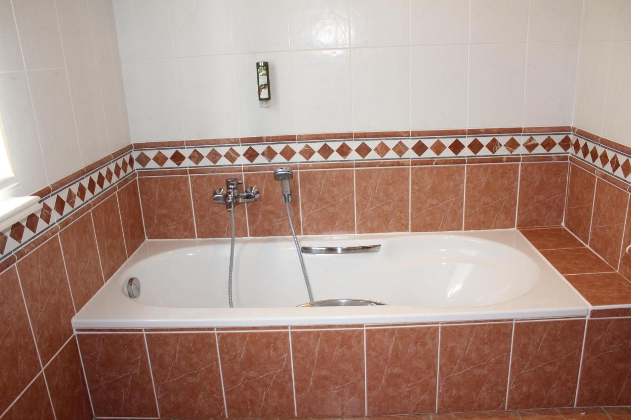 Hotel De Notelaer Bornem Dış mekan fotoğraf